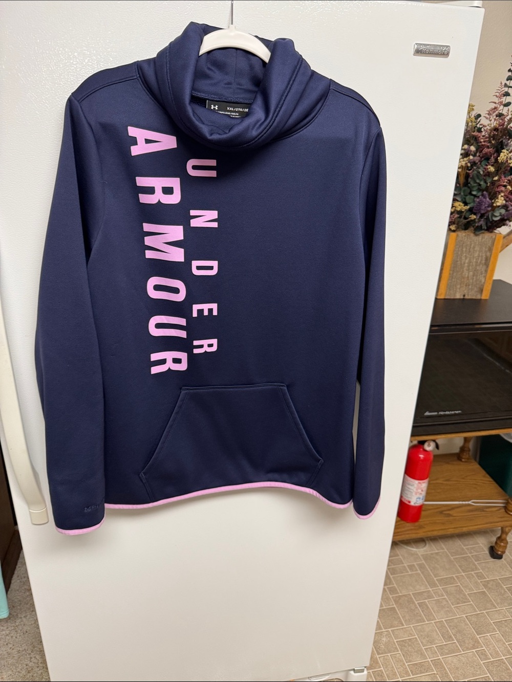 Under Armour Navy ColdGear Woman’s Performance Sweatshirt